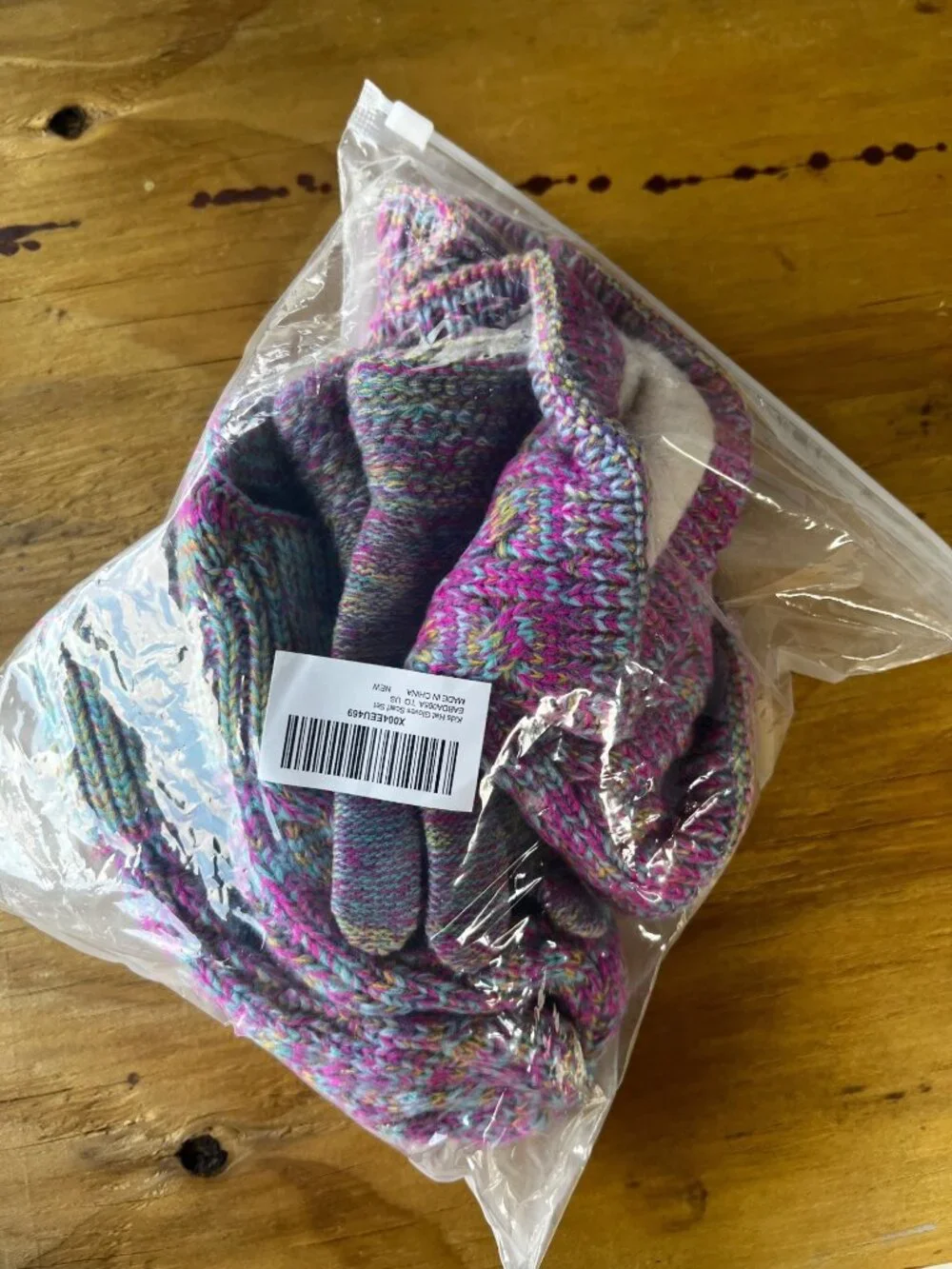 NWT Kids Winter Hat Scarf & Mittens Set Colorful Snow Cold Weather Boys Girls